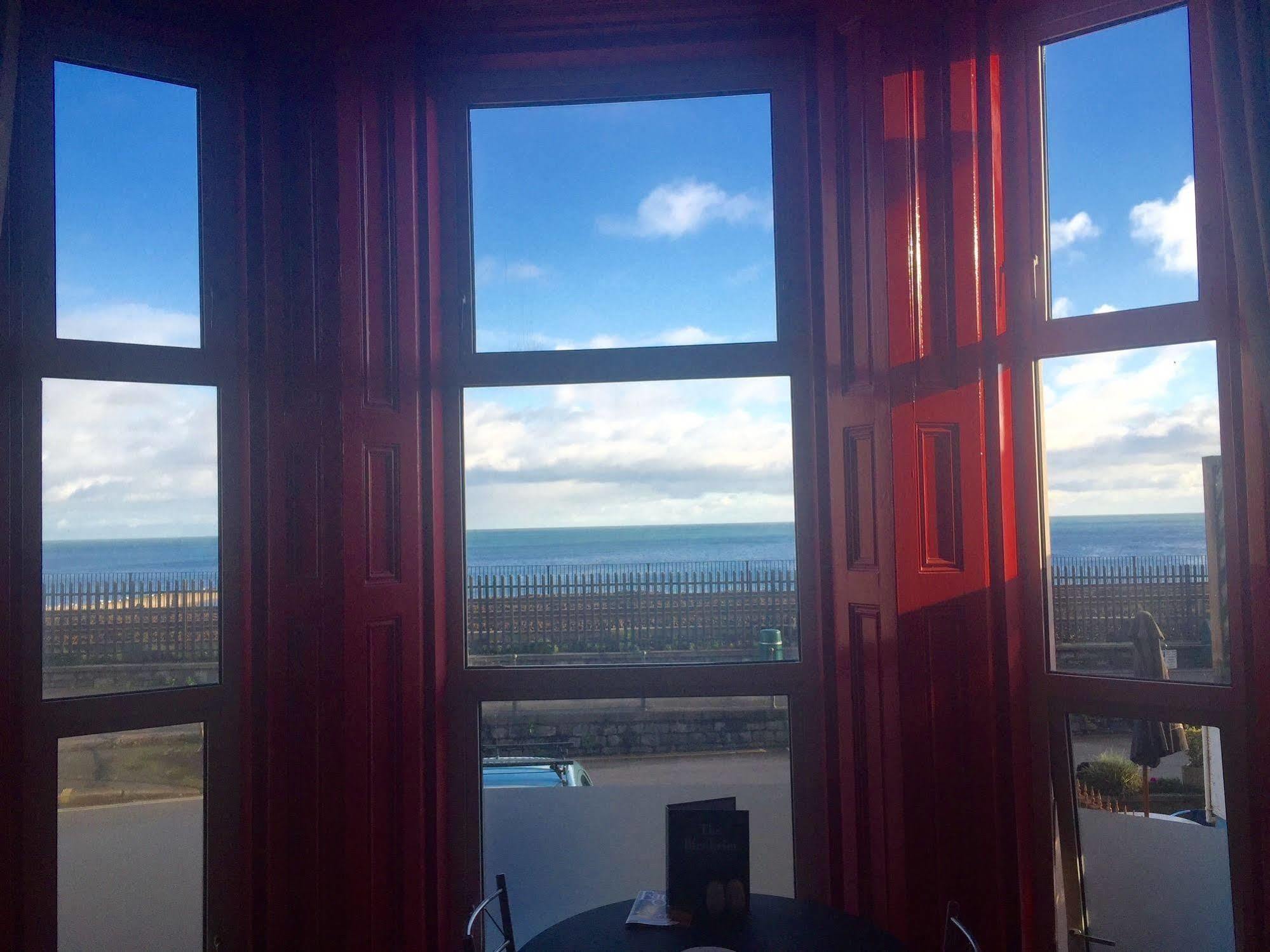Bed and Breakfast The Blenheim Dawlish Exterior foto